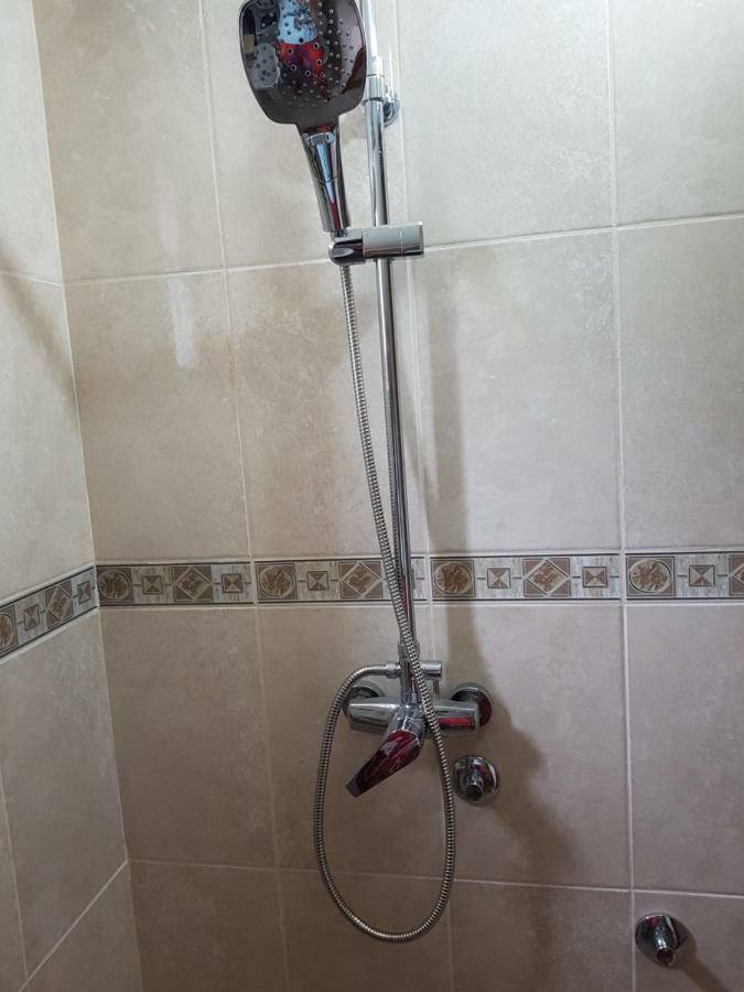 Boka Apartments Тиват Екстериор снимка