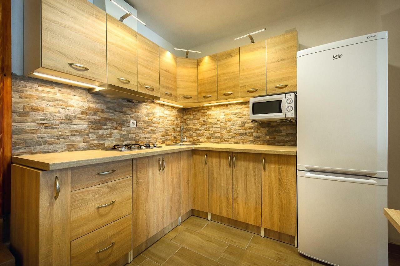 Boka Apartments Тиват Екстериор снимка